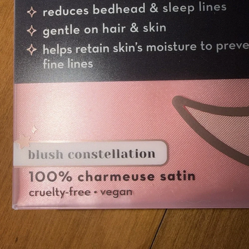 NEW The Creme Shop Silky Satin Pillowcase - Standard Blush Constellation‎ Pink